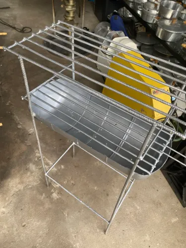 Churrasqueira para espetinho em chapa 