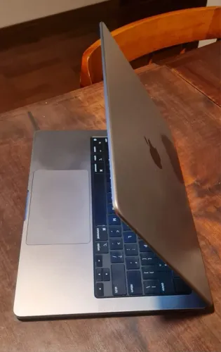 MacBook Pro M3 ? 16 GB RAM / 500 GB SSD