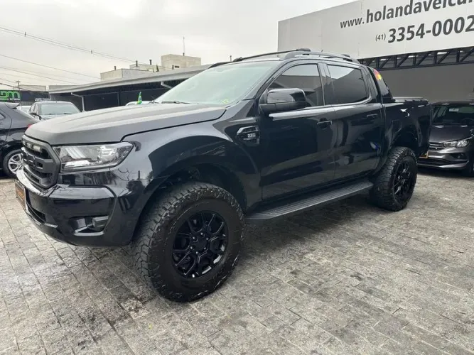 Ford Ranger Black 2.2 4X2 CD Diesel AUT 2022