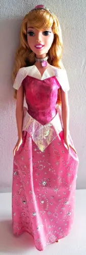 Boneca clássica da Princesa Aurora da Disney, 