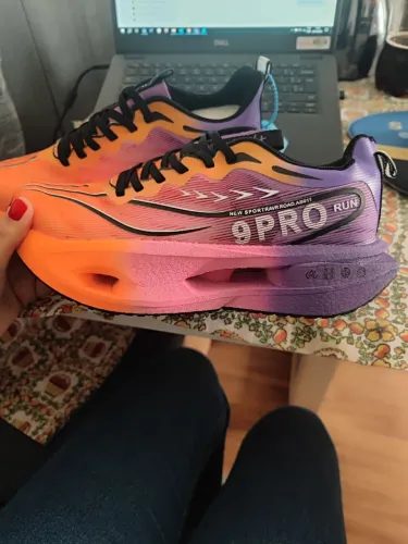 Tenis de corrida número 43