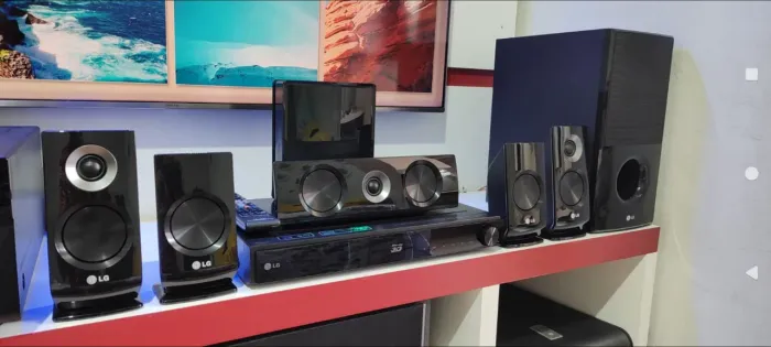 Home Theater BLU RAY LG 1100 Watts RMS