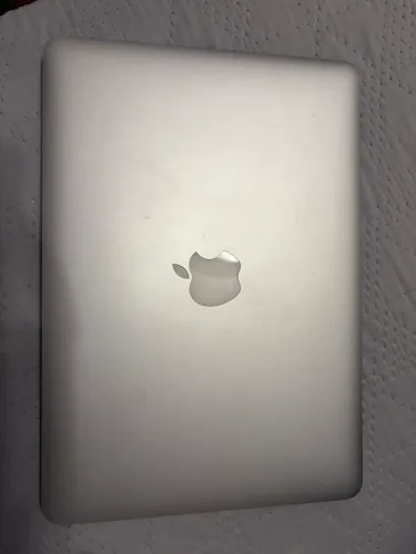 MacBook Pro A1502 - com defeito