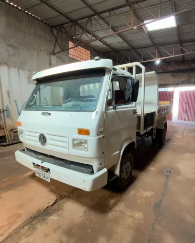 Caçamba WV 8140 - 1996 | Pronto pra trabalhar