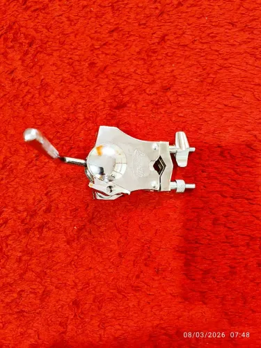 Tom Holder com clamp da torreli semi novo 