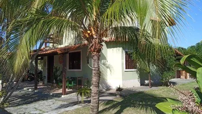 Casa com 4 dormitórios à venda, 247 m² por R$ 750.000,00 - Barroco (Itaipuaçu) - Maricá/RJ