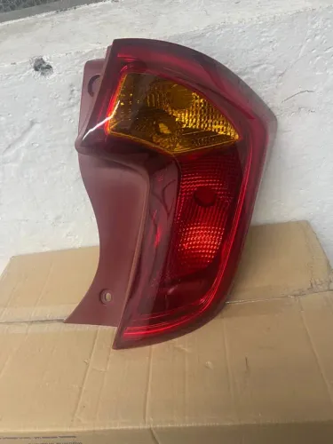 Lanterna Picanto Direita 