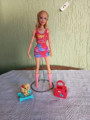 Barbie Fashionista Com Bichinhos Raquelle e Nikki - Mattel