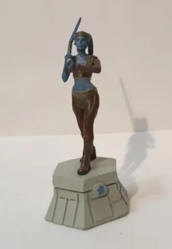 Miniatura Aayla Secura Xadrez Star Wars Oficial 10 Cm