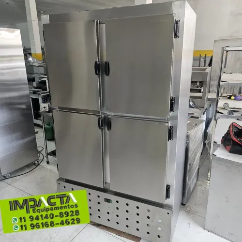 Geladeira Industrial 4 Portas - Impacta Equipamentos- sob medida 