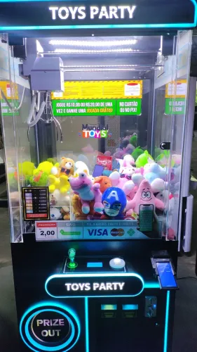 aluguel de Máquina pega pelúcia para eventos 