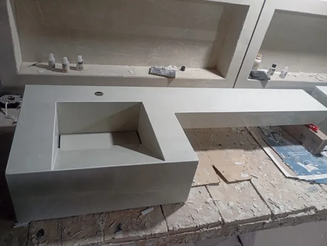 Cuba para banheiro em porcelanato cinza 