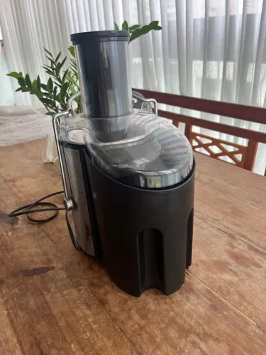 Juice espremedor de frutas da sugar 2 velocidades.