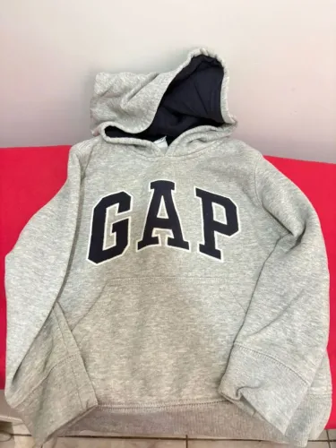 Casaco GAP infantil (3 a 4 anos)<br>4 anos <br>R$ 100,00