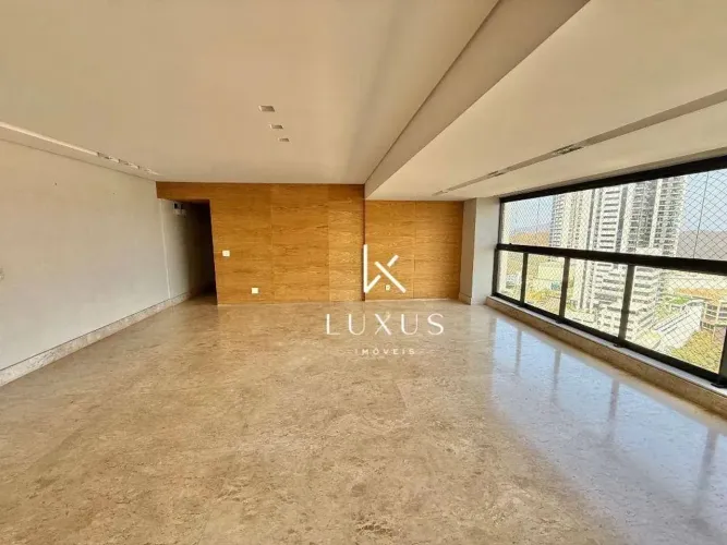 Apartamento com 3 quartos à venda, 166 m², pré direito duplo com mezanino no Vila da Serra