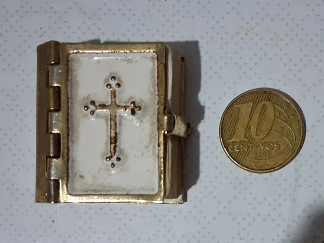 Miniatura vintage da Biblia Sagrada 