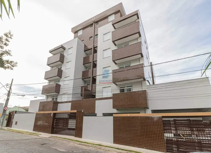 Cobertura 03 Quartos, Suíte e 02 Vagas no Residencial Vittoria  Bairro Fonte Grande!