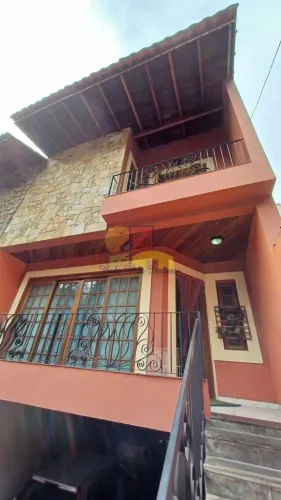 SOBRADO 280M² 4 DORMS/ 2 SUITES/ AREA LAZER