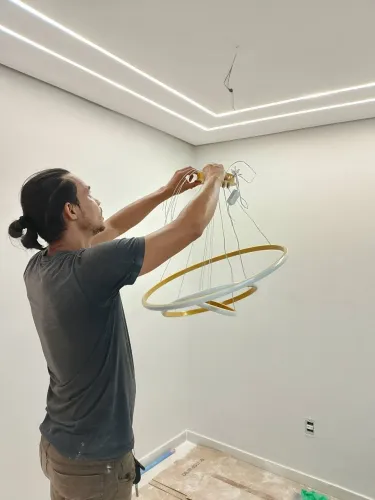 Eletricista Profissional a disposição 