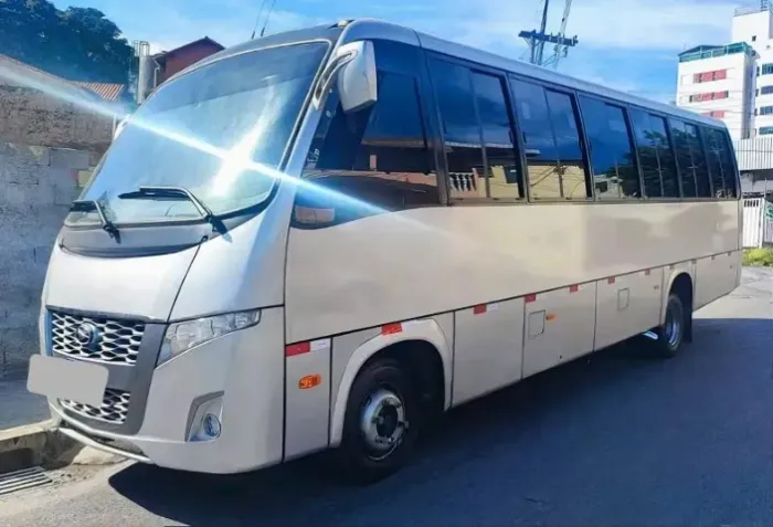 Micro ônibus Volare DW9 Executivo 33 lugares ano 2014