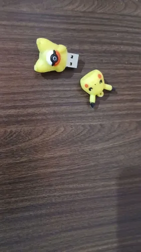 Pendrive pikachu 64Gb