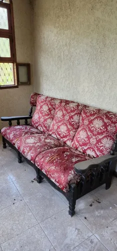 Sofá madeira nobre maciça