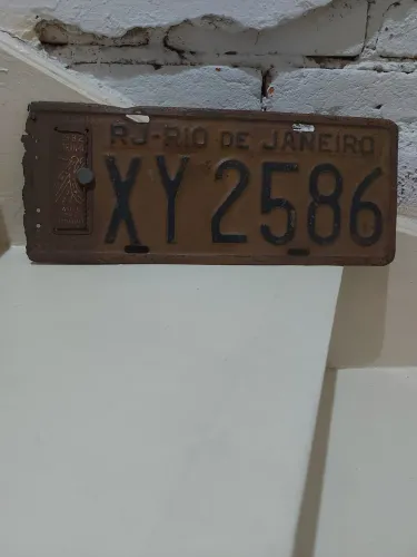 Placa Antiga de Carro