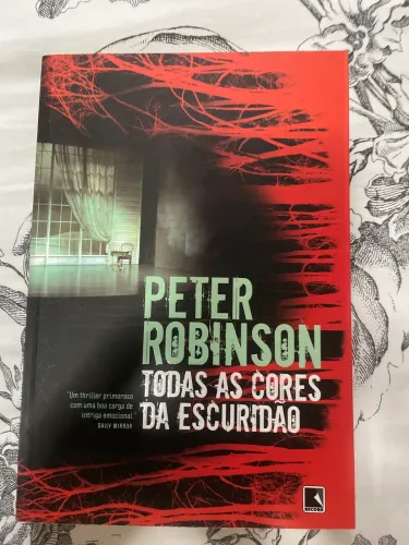 Todas as cores da escuridão 