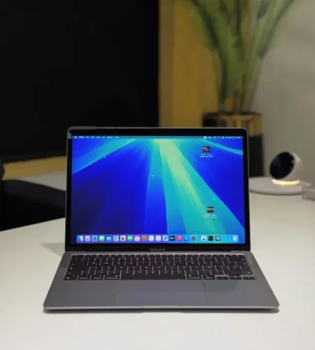 MacBook Air M1