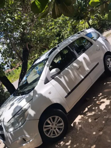 Chevrolet Spin LT 1.8 8V Econo.flex 5P Mec. 2013