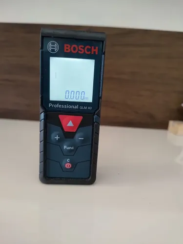Medidor de Distância a Laser Bosch GLM 40