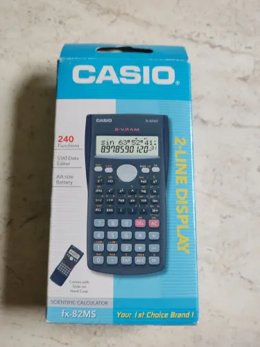 Calculadora Científica Casio fx-82MS