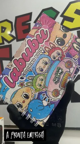 CADERNO PARA COLORIR LABUBU