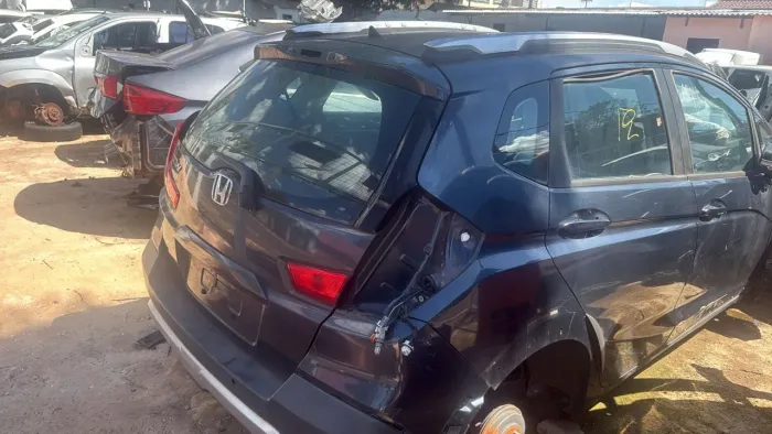 Tampa traseira Honda WR-v 2020