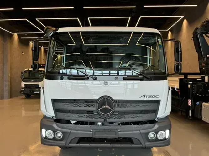 CAMINHÃO MERCEDES-BENS ATEGO 1719 