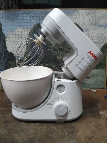 Batedeira Arno Planetária Deluxe