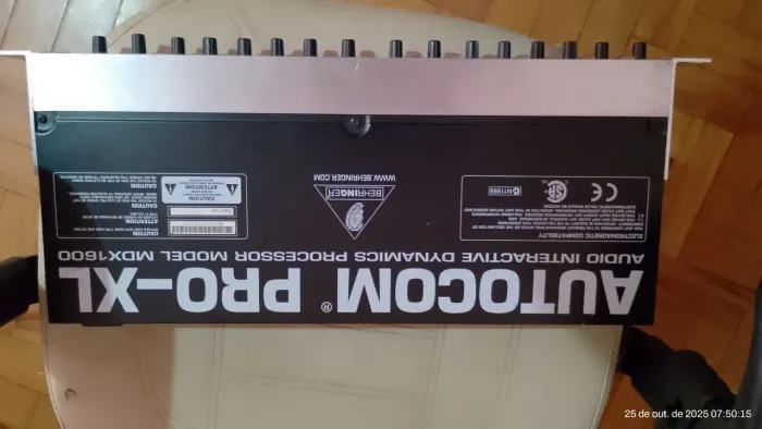 Behringer autocom pro xl