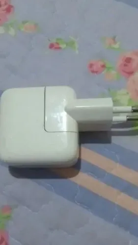 Carregador Apple 10w - 5.1v / 2.1a Usb Original Usado