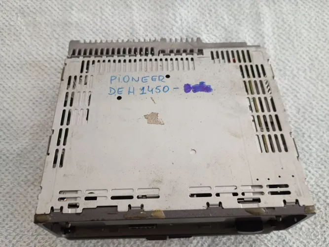 Som Automotivo Pioneer DEH 1450