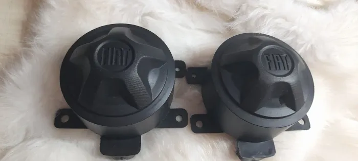 Tampa do farol de milha original Fiat Argo