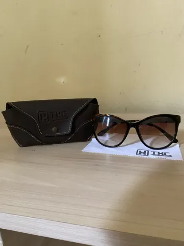 Óculos de sol feminino - estilo gatinho