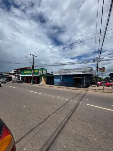 Esquina comercial no Bairro Pacoval