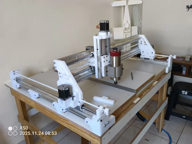 Cnc Router 1200x1500mm PEAD 20mm com spindle 2cv