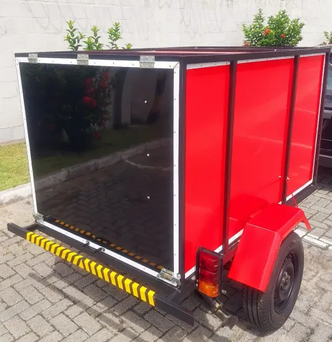 buscando um reboque confiável?