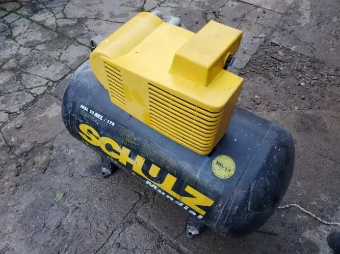  Compressor Schulz MSL 10ML/175 Litros