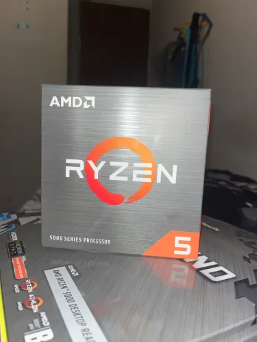 AMD RYZEN 5 5600X