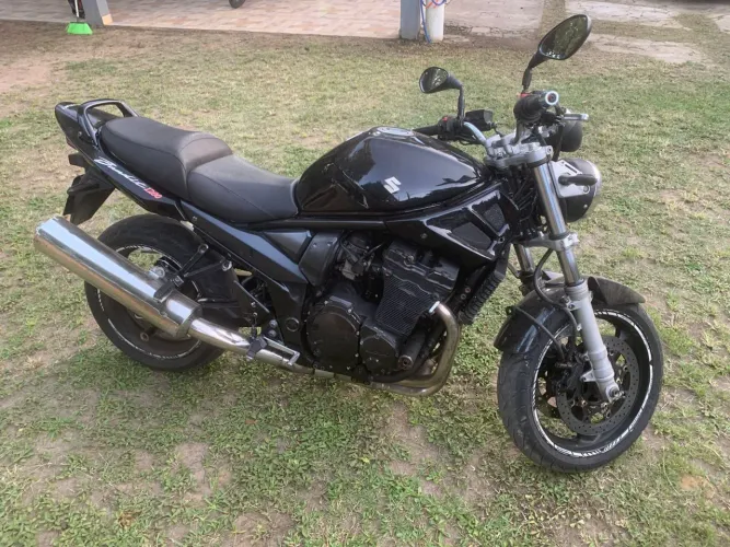 Suzuki bandit 1.200 cc