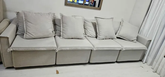 Sofá metade do preço retrátil semi-novo linho
