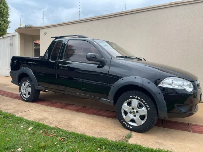 Fiat Strada Trekking 1.6 16V Flex CE 2013