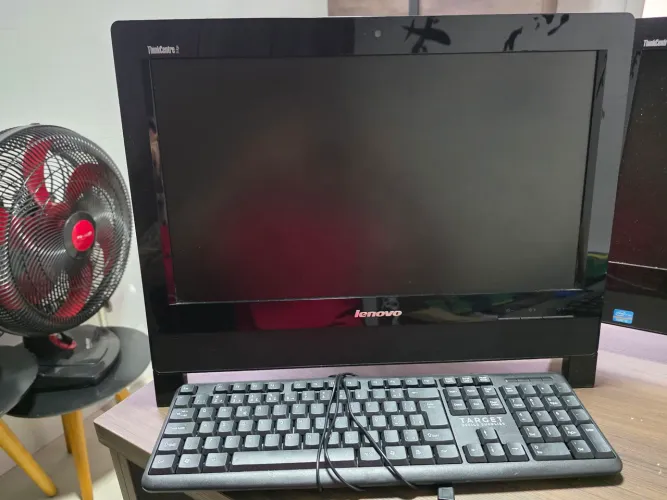 Computador lenovo i5 All in one (pc)
